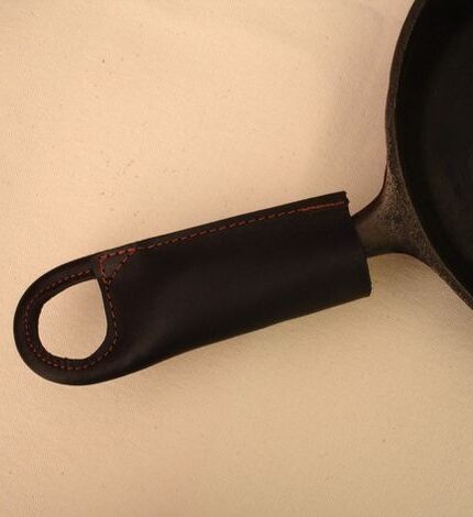 Black leather pan holder