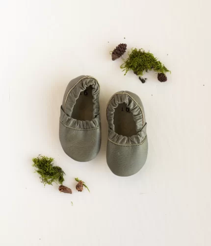 IRON LEATHER BABY SHOES
