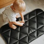 TRAVEL LEATHER BLACK CHANGING MAT